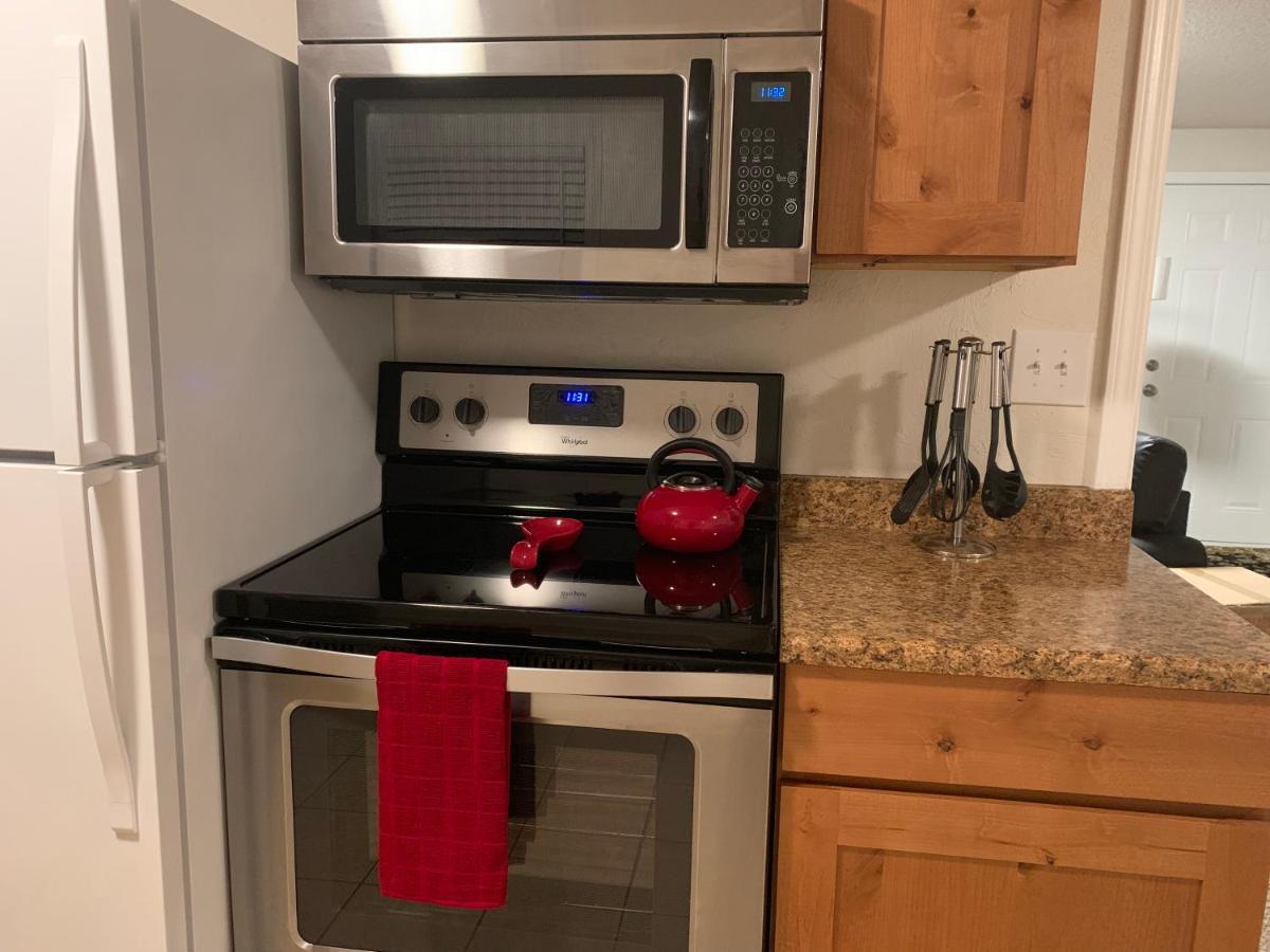 レックスバーグ The Palace At Kingston Eastアパートホテル エクステリア 写真